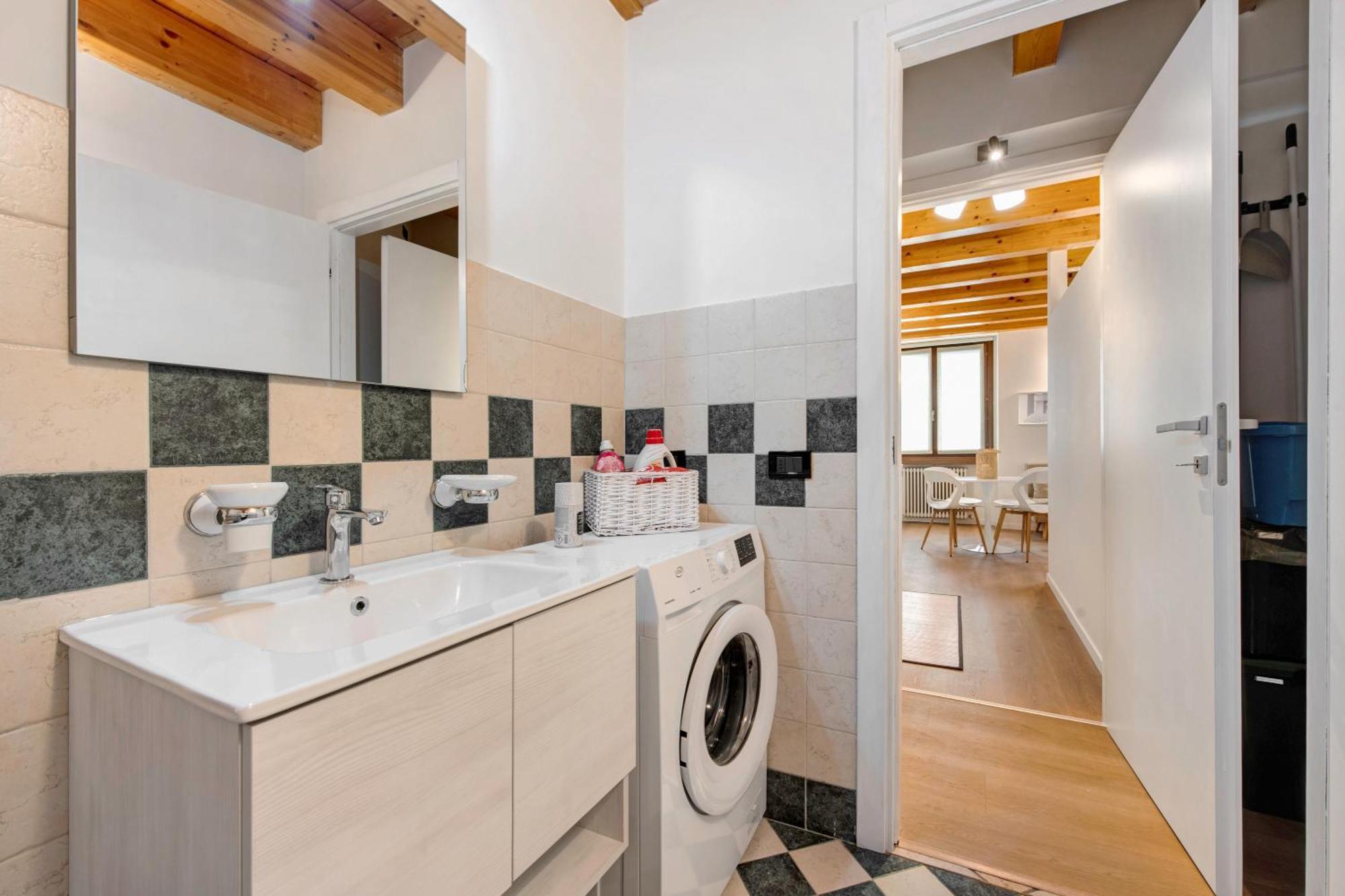 Chiara's Exclusive In Desenzano Appartamento